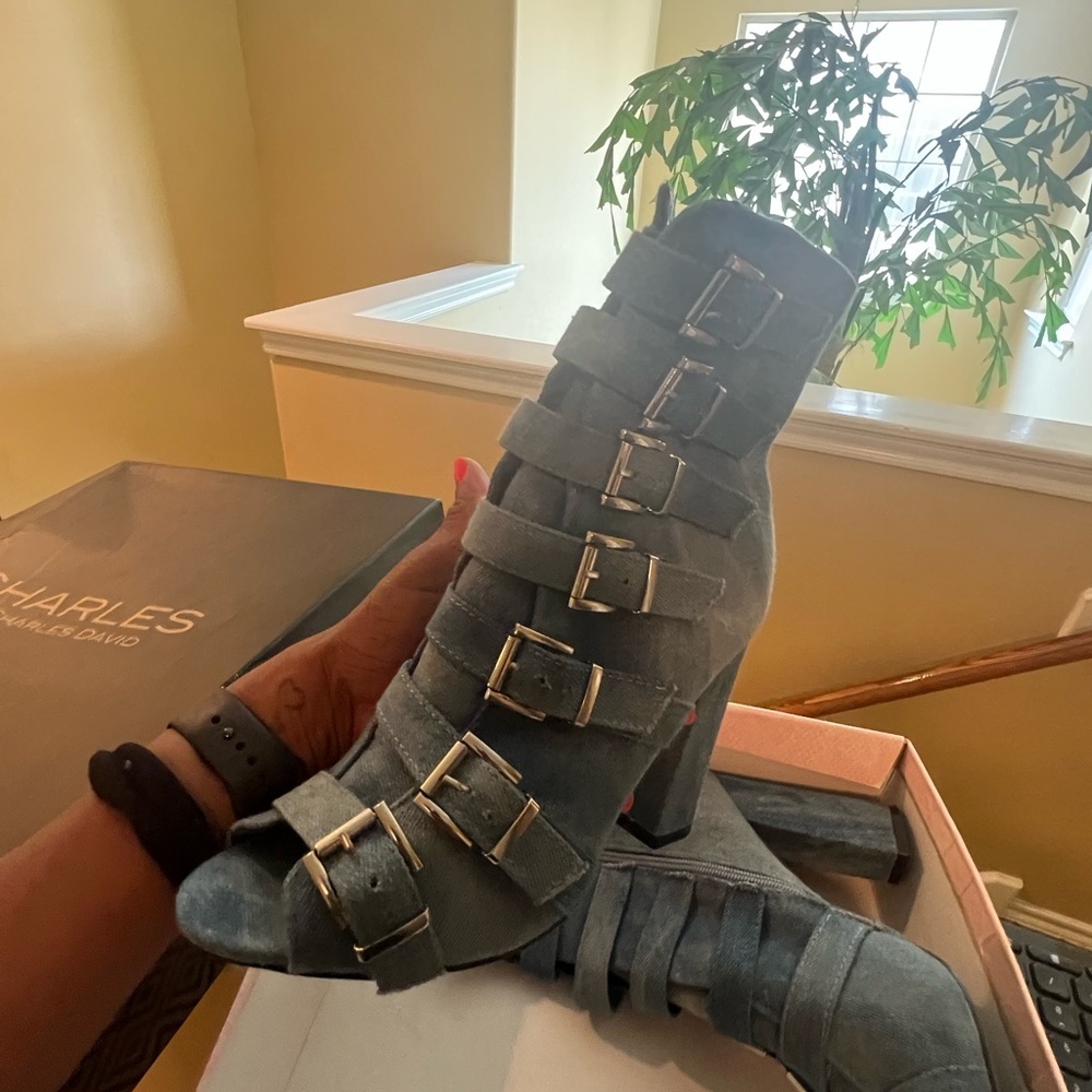 Denim bootie